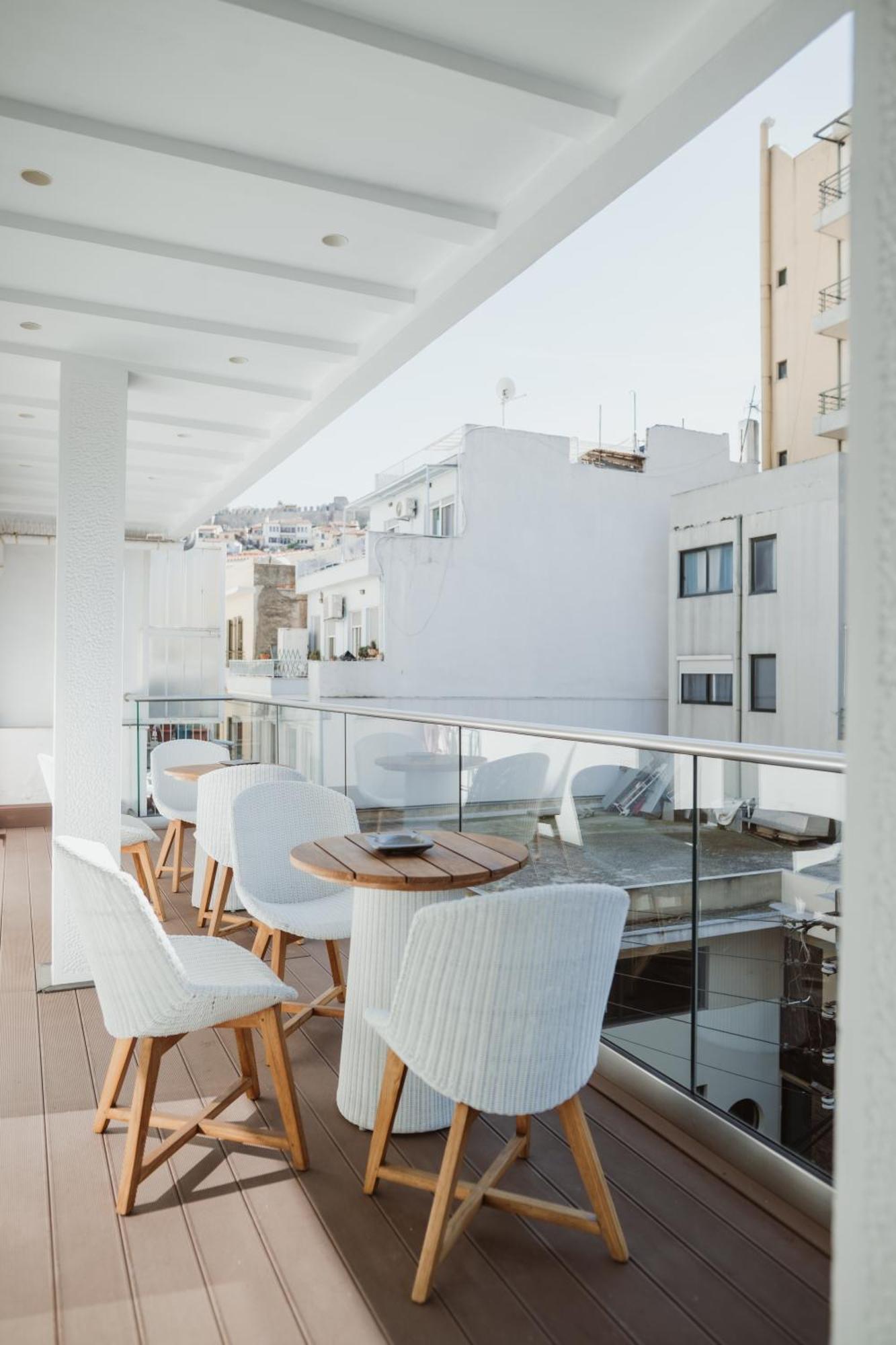 Iku Urban Apartment Kavala Exteriör bild